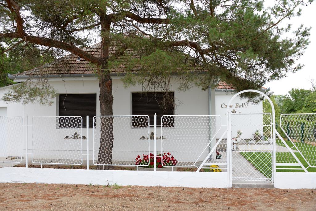 Casa Bella & Nova Hotel Palić Buitenkant foto